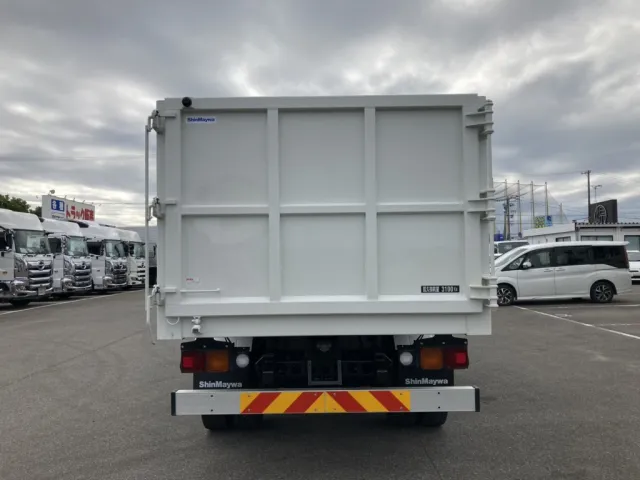 いすゞ フォワード 2RG-FRR90S2(2WD)の写真13