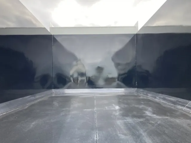 ボデー内部です。|いすゞ フォワード 2RG-FRR90S2(2WD)の写真16