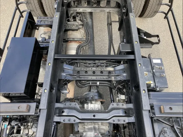 シャーシ周りの状態です。|いすゞ フォワード 2RG-FRR90S2(2WD)の写真22