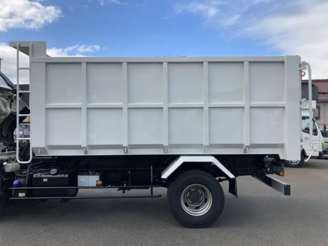 いすゞ フォワード 2RG-FRR90S2(2WD)の写真28