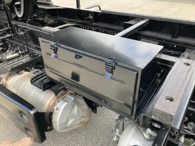 工具箱の状態です。|いすゞ フォワード 2RG-FRR90S2(2WD)の写真30