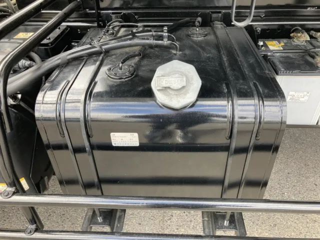 燃料タンクです。|いすゞ フォワード 2RG-FRR90S2(2WD)の写真32