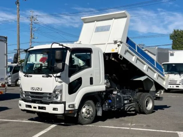 いすゞ フォワード 2RG-FRR90S2(2WD)の写真1