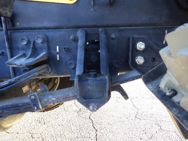 いすゞ フォワード 2RG-FRR90S2(2WD)の写真5