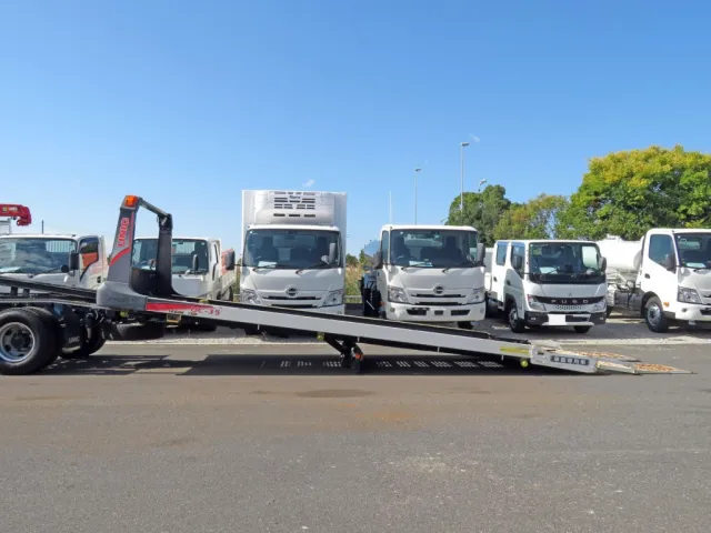 日野 デュトロ TKG-XZU722M(2WD)の写真12