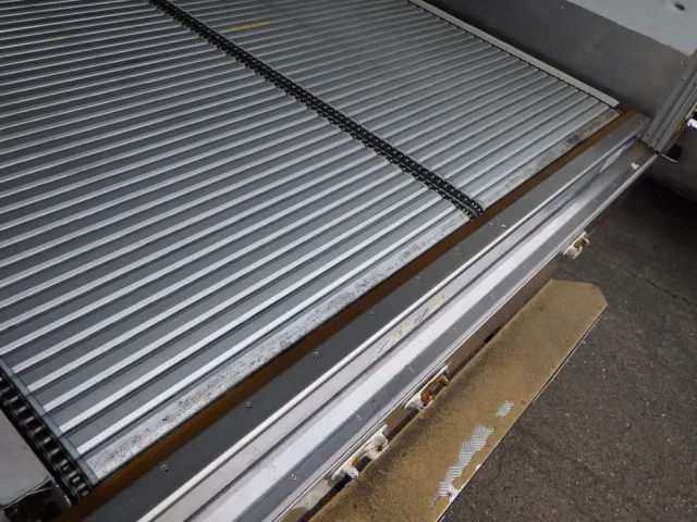 いすゞ エルフ 2RG-NPR88YN(2WD)の写真11