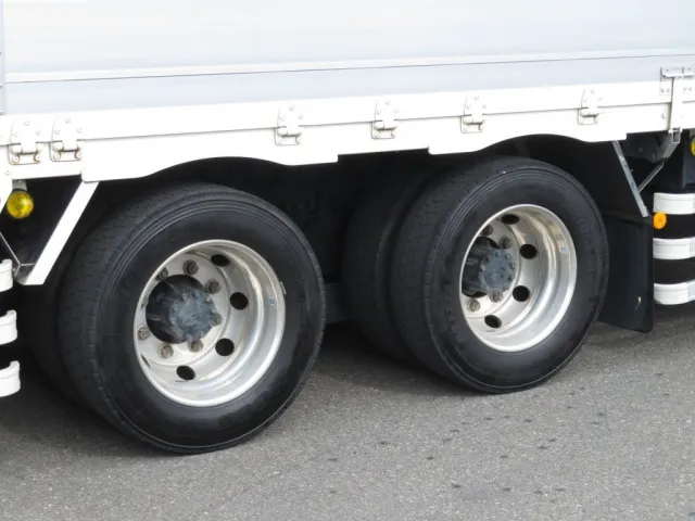 日野 プロフィア 2DG-FW1AHGの写真10