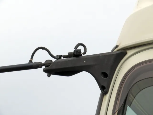 日野 プロフィア 2DG-FW1AHGの写真18