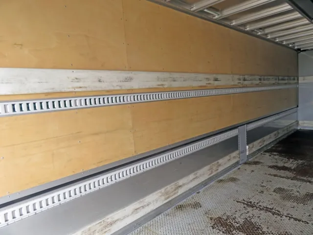 日野 プロフィア 2DG-FW1AHGの写真47