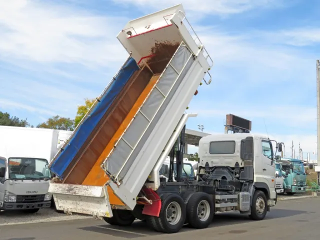 日野 プロフィア QKG-FS1EKDAの写真4