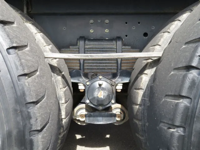 日野 プロフィア QKG-FS1EKDAの写真5