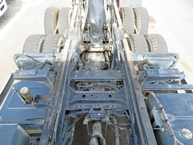 日野 プロフィア QKG-FS1EKDAの写真11