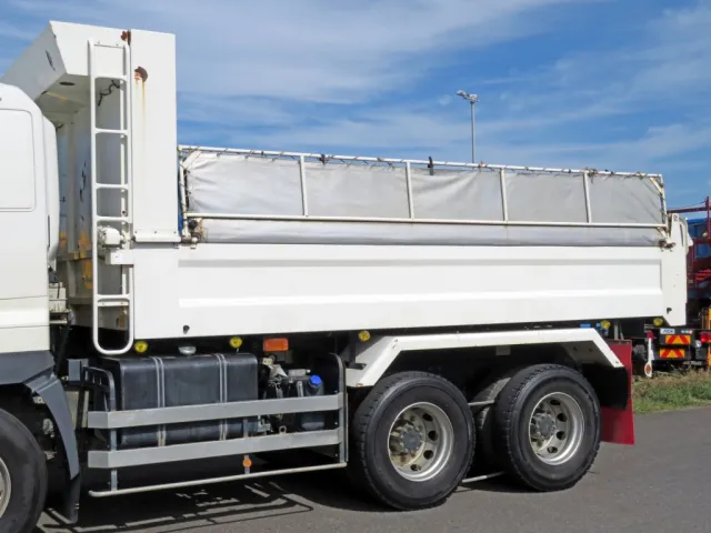 日野 プロフィア QKG-FS1EKDAの写真16