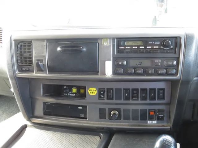 日野 プロフィア QKG-FS1EKDAの写真27