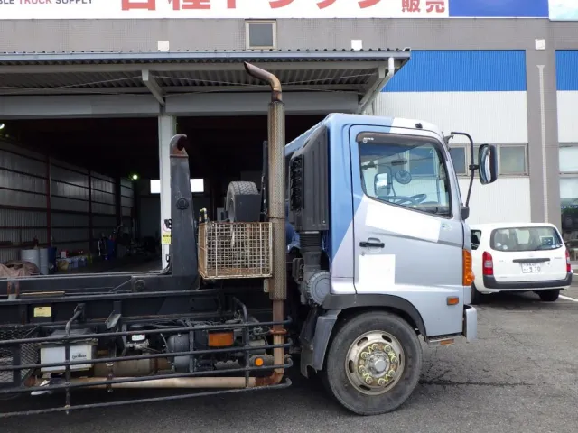 エントツマフラーです。|日野 レンジャー ADG-FJ7JGWAの写真14