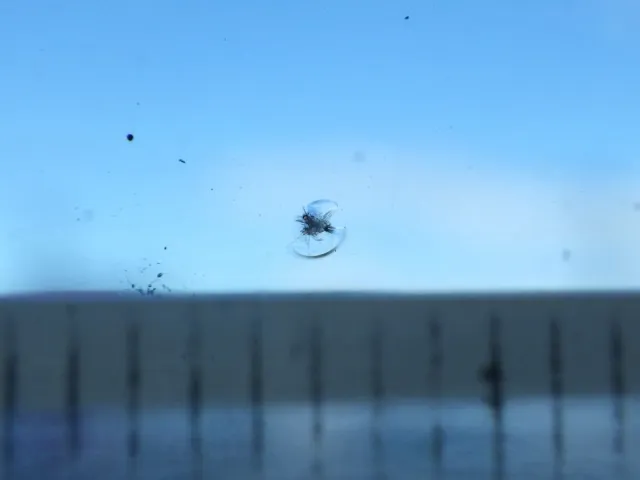 フロントガラスに小キズがあります。|日野 レンジャー ADG-FJ7JGWAの写真16