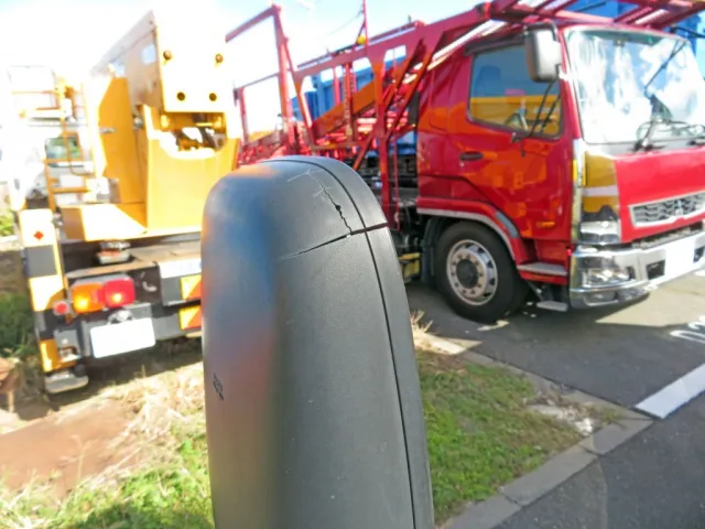 いすゞ エルフ PB-NKR81N(2WD)の写真41