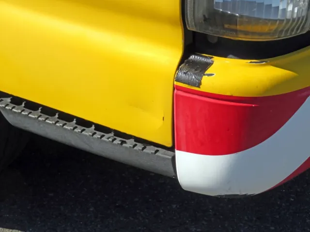 いすゞ エルフ PB-NKR81N(2WD)の写真42