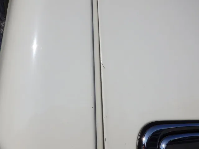 運転席側ドアに小キズがあります。|三菱 キャンター 2RG-FBA60(2WD)の写真20