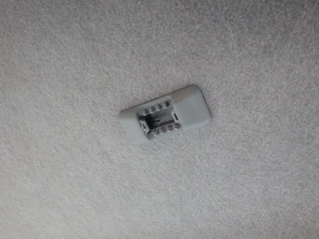 キャブ内天井の内気センサーが欠品しています。|三菱 キャンター 2RG-FBA60(2WD)の写真21