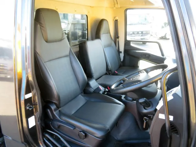 三菱 ファイター 2KG-FK72FZの写真6