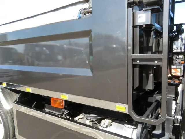 三菱 ファイター 2KG-FK72FZの写真38