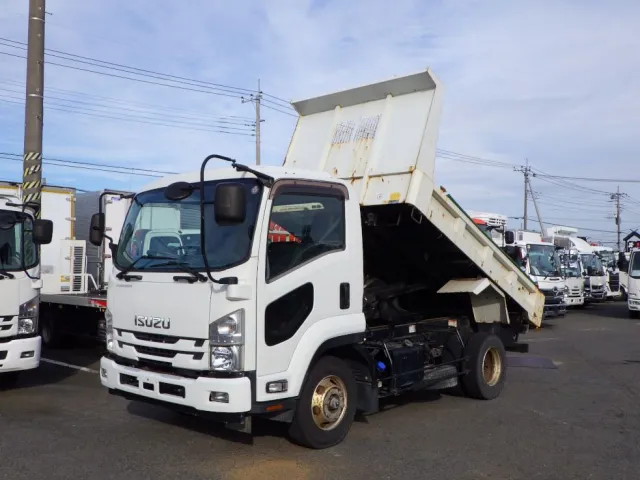 いすゞ フォワード 2RG-FRR90S1(2WD)の写真1