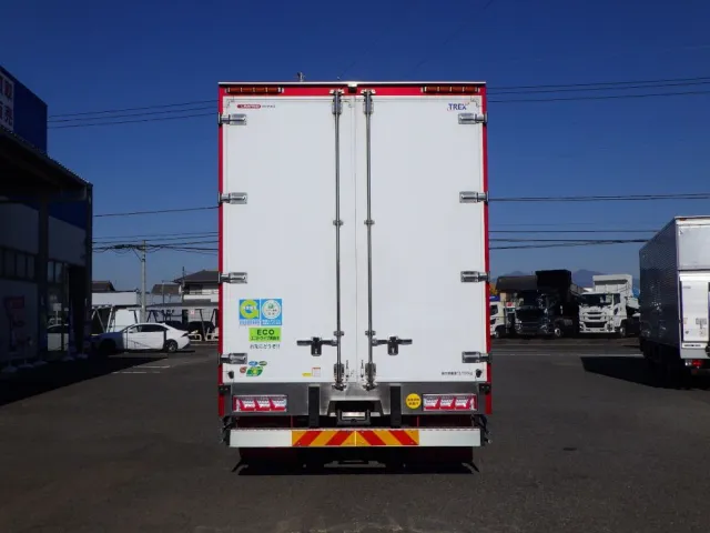 門口周りはステンレス製です|三菱 スーパーグレート 2PG-FS74HZの写真8