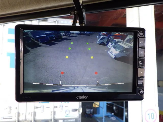 液晶バックモニター付きです。|三菱 スーパーグレート 2PG-FS74HZの写真15