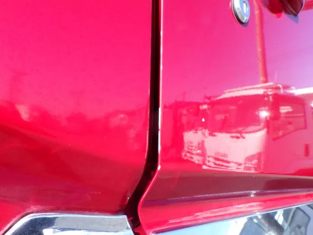 運転席側ドアにキズがあります。|三菱 スーパーグレート 2PG-FS74HZの写真22