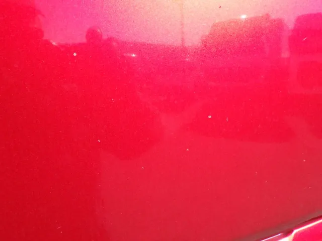 フロントパネルに飛び石キズがあります。|三菱 スーパーグレート 2PG-FS74HZの写真24