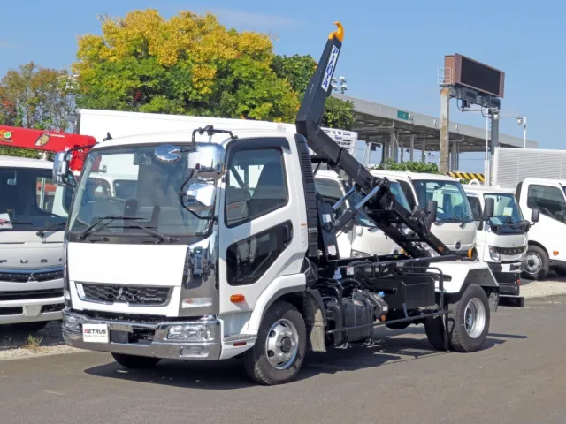 三菱 ファイター 2KG-FK72F(2WD)の写真1