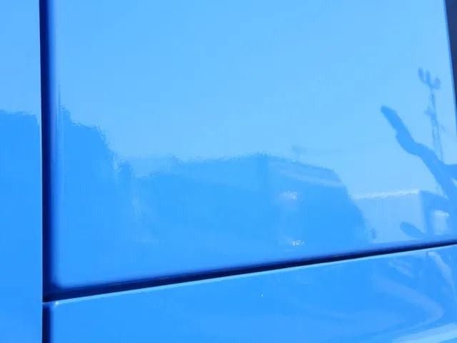 助手席側クォーターパネルに軽いヘコミがあります。|日野 プロフィア 2DG-FW1AHGの写真21