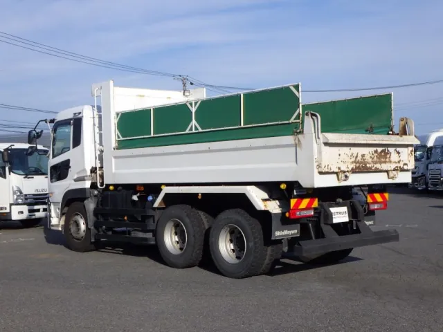 UDトラックス クオン 2PG-CW5ALの写真3