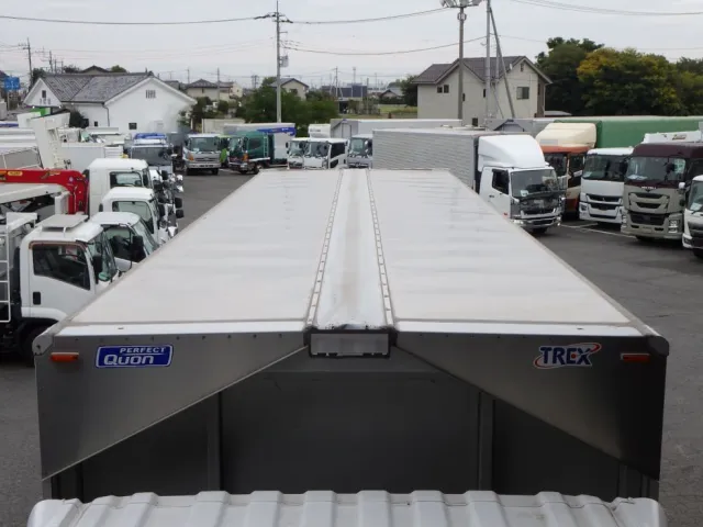 UDトラックス クオン 2PG-CG5CAの写真20