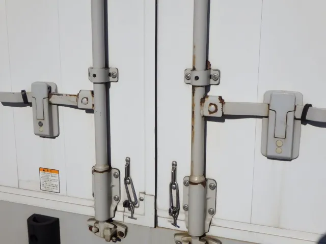 ハンマーロックにサビがあります|UDトラックス クオン 2PG-CG5CAの写真36