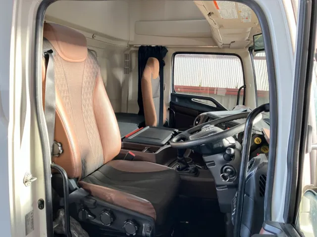 日野 プロフィア 2DG-FR1AHGの写真5