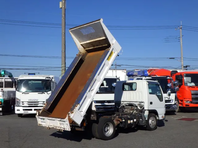 いすゞ エルフ TKG-NJR85AN(2WD)の写真39