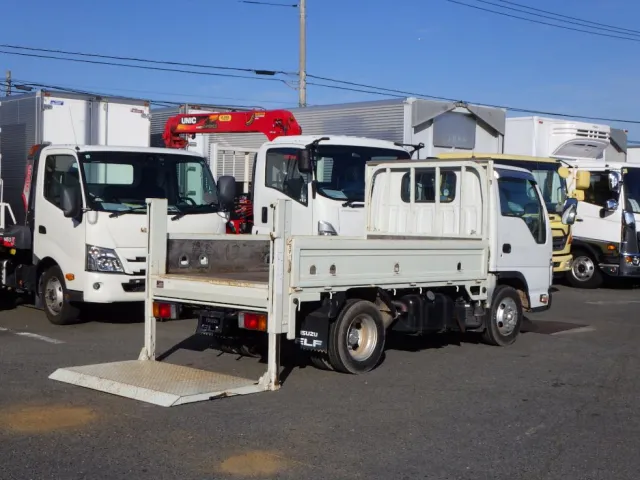 いすゞ エルフ TKG-NJR85A(2WD)の写真4