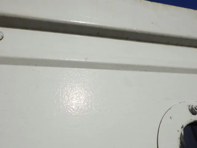 アオリはハケ塗りしてあります。|いすゞ エルフ TKG-NJR85A(2WD)の写真29