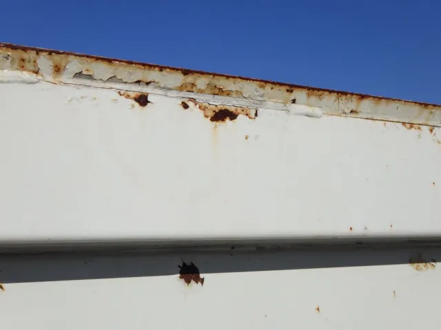 ゲートにキズ・サビがあります。（ハケ塗りしてあります。）|いすゞ エルフ TKG-NJR85A(2WD)の写真31