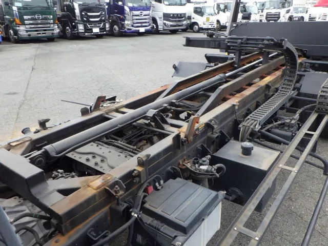 シャーシの状態です。|日野 デュトロ 2RG-XZU722M(2WD)の写真11