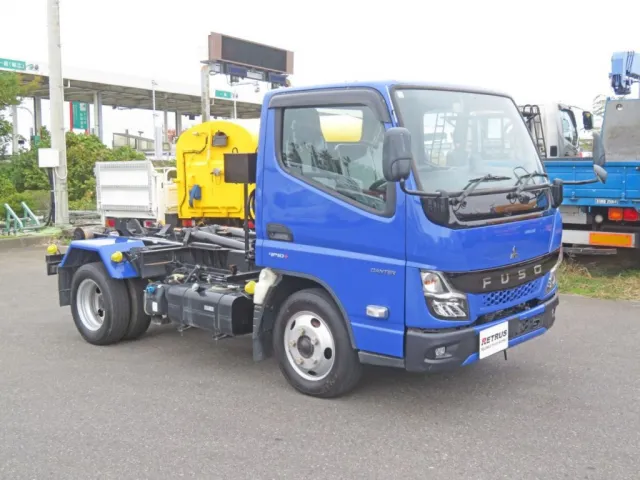 三菱 キャンター 2RG-FBAV0(2WD)の写真2