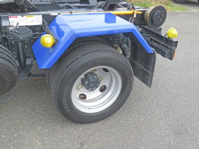 三菱 キャンター 2RG-FBAV0(2WD)の写真13