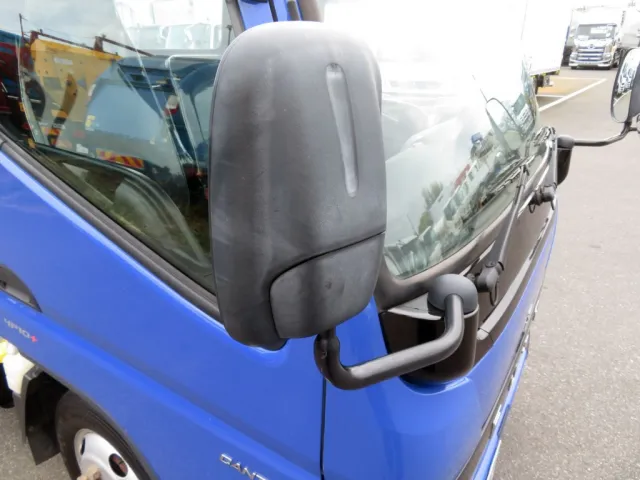 三菱 キャンター 2RG-FBAV0(2WD)の写真16