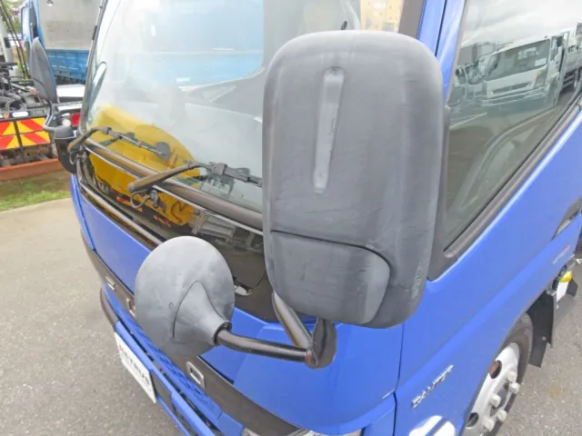 三菱 キャンター 2RG-FBAV0(2WD)の写真17