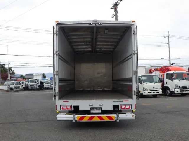荷台全体の状態です。|三菱 ファイター 2KG-FK65F(2WD)の写真9