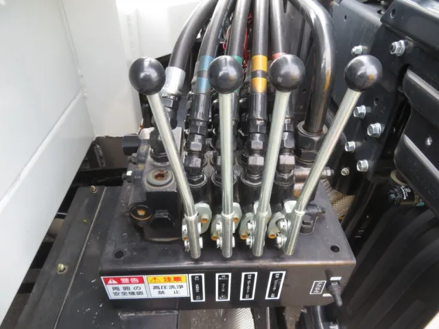 三菱 スーパーグレート 2KG-FS70HZの写真18