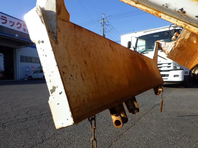 ゲート裏側の状態です。|いすゞ フォワード 2PG-FRR90S1(2WD)の写真11