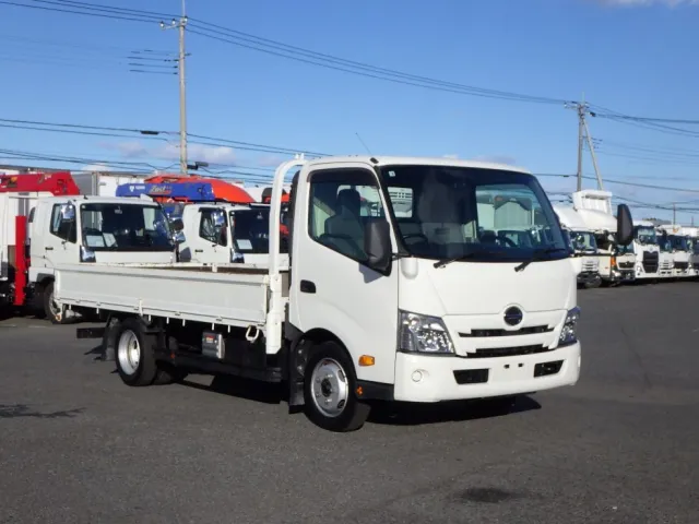日野 デュトロ 2RG-XZU710M(2WD)の写真2